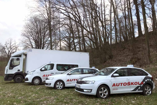 Autoškola pro osobní automobily, nákladní vozy, přívěsy, kamiony, motocykly Raspenava Frýdlant v Čechách Liberec